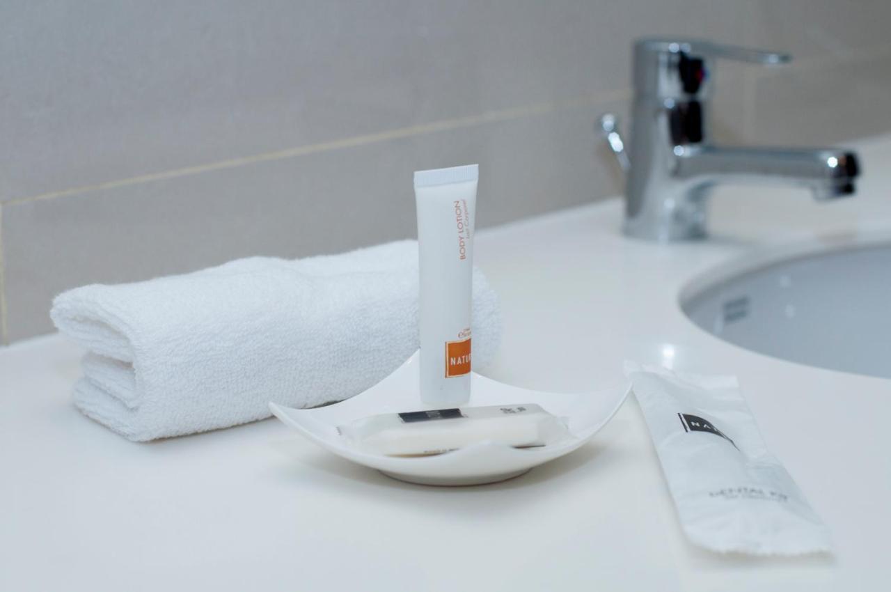 Pina Suites Ормок Экстерьер фото
