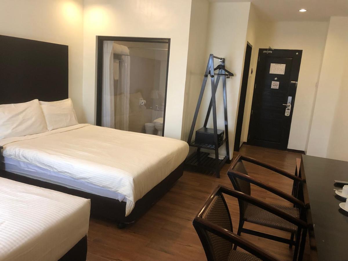 Pina Suites Ормок Экстерьер фото