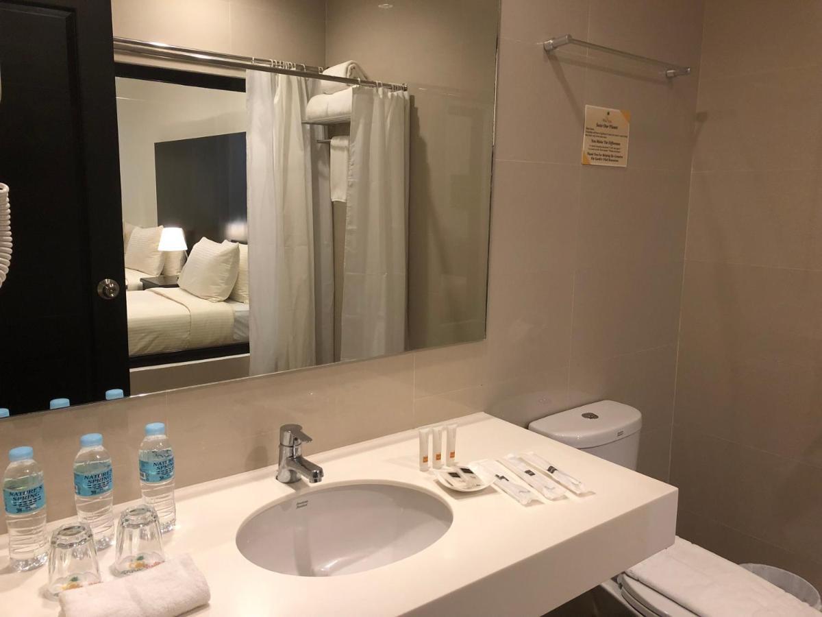Pina Suites Ормок Экстерьер фото